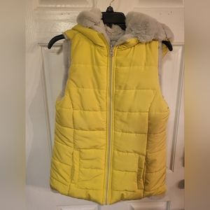 Maurices Reversible Vest, Yellow and Gray Faux Fur, Size M